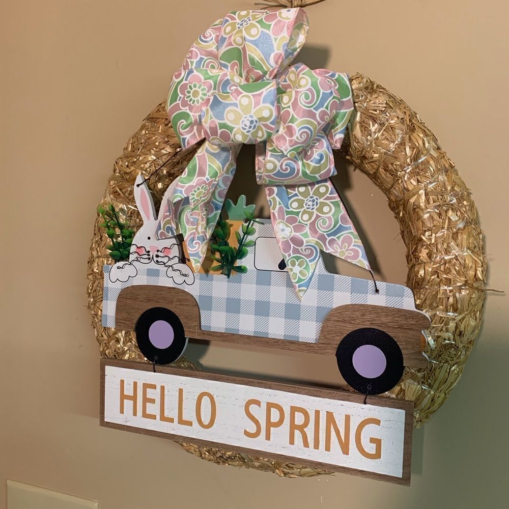 Hello Spring wreath. Inv 270 - Picture 2 of 2